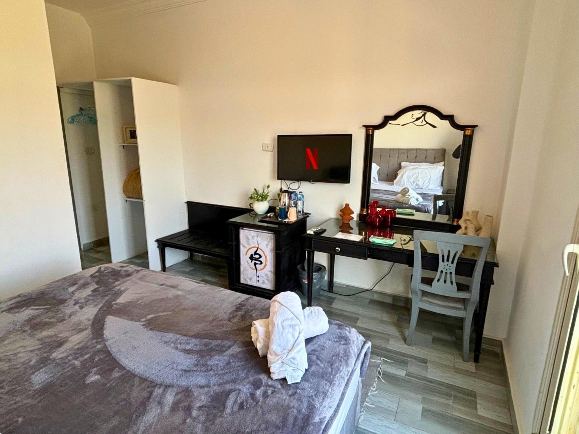 K Boutique Hotel Medspa-Pyramids & Grand Egyptian Museum Ghatati Kültér fotó