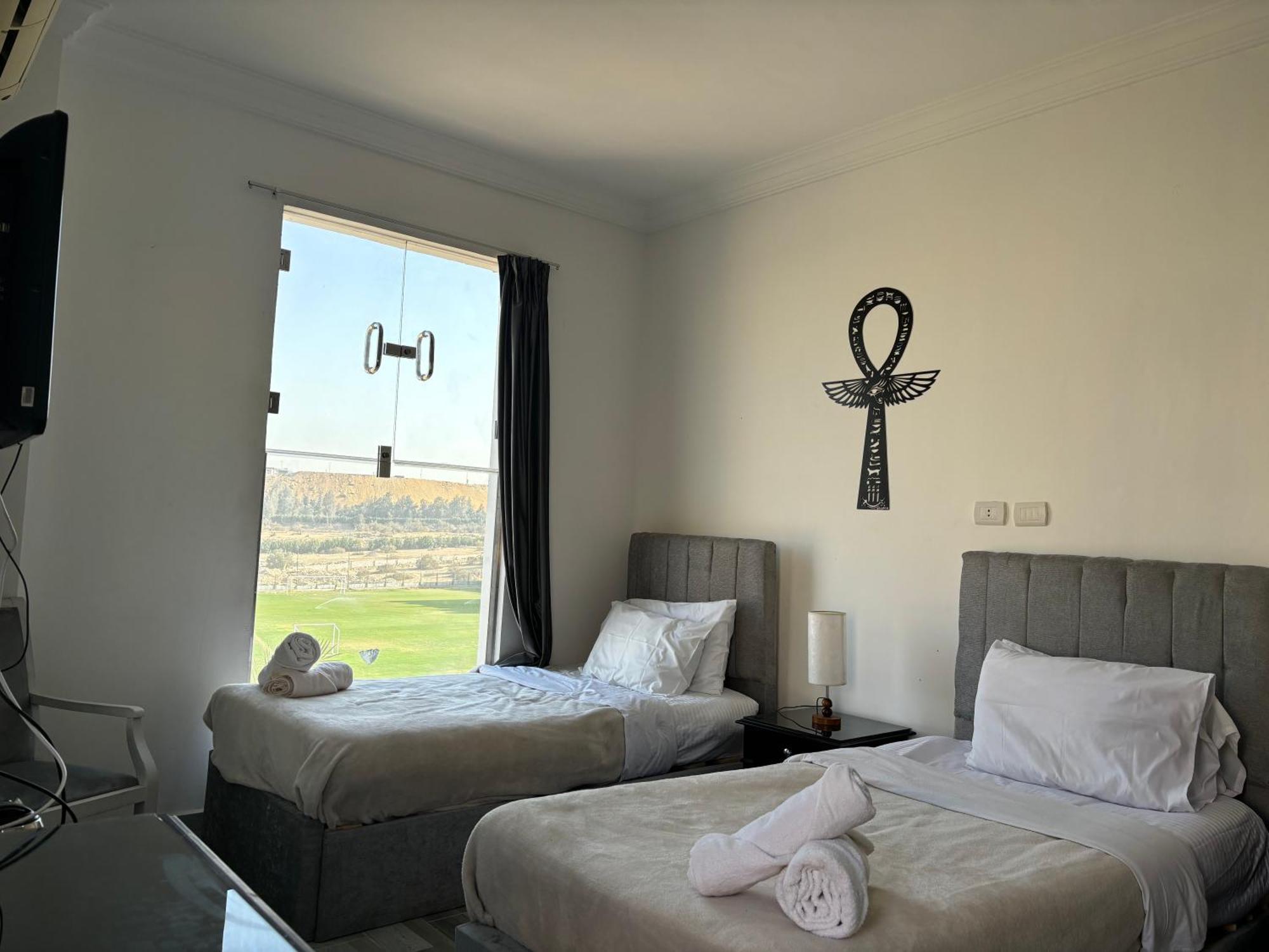 K Boutique Hotel Medspa-Pyramids & Grand Egyptian Museum Ghatati Kültér fotó